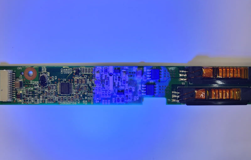 外看板の内部基板の錆防止　フッ素コーティング加工後