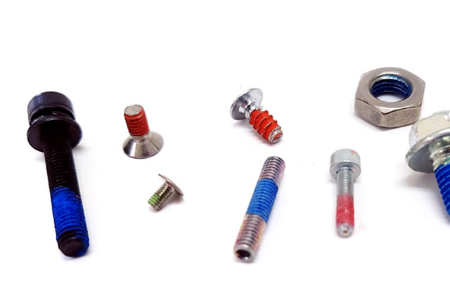 緩み止めプレコート加工